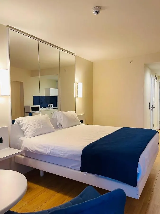 Orbi City Lux Studio Apartment Batumi