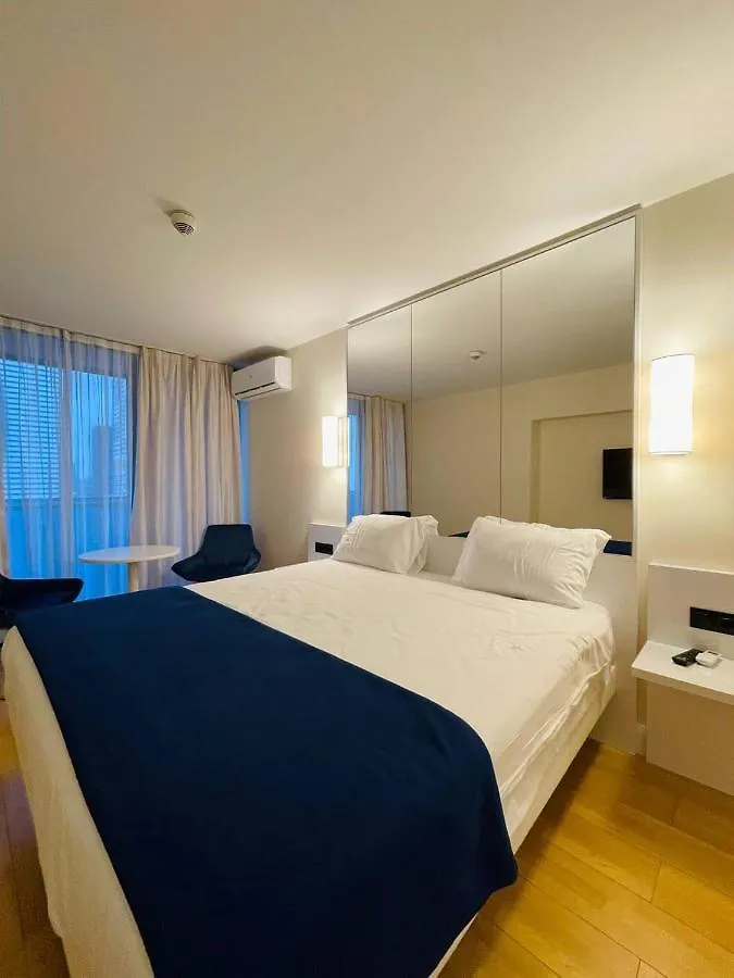 Orbi City Lux Studio Apartment Batumi Gruzie